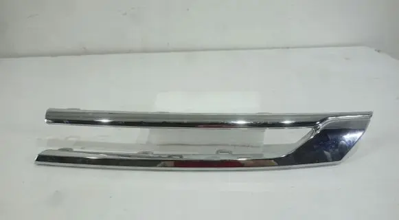 Opel Astra K Front bumper upper radiator grill 13423641