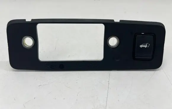 Renault Austral Tailgate/boot open switch button 3JA0B 8173R