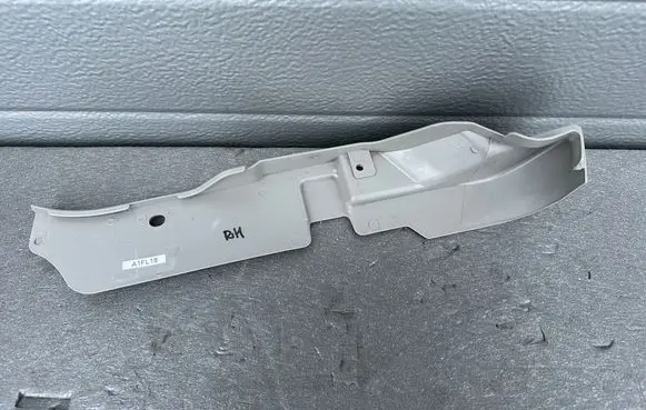 Nissan Patrol Y61 Seat trim 87020VC720 9116014881