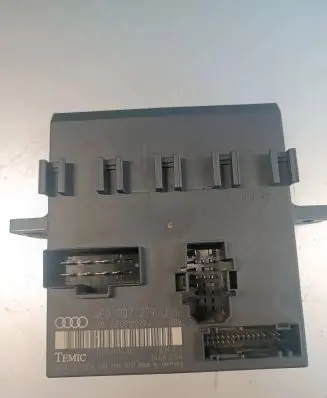 Audi A8 S8 D3 4E Comfort/convenience module 4E0907279J 00007898B4 4E0910279J