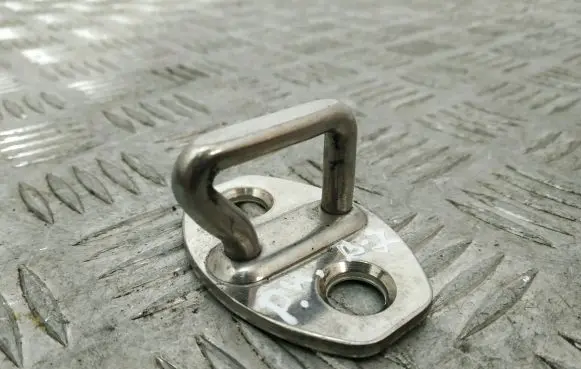 Volkswagen PASSAT B7 Front door lock loop/hook striker 3C0837033B