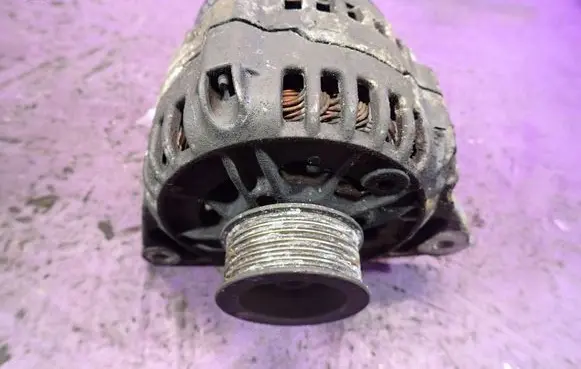 Ford Fiesta Generator/alternator 96FB10300DC