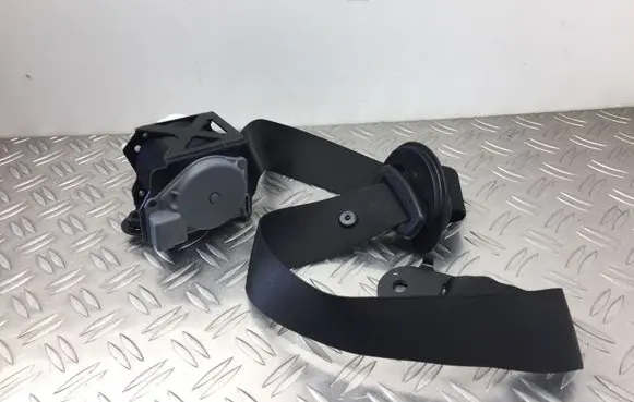 BMW X5 E70 Front seatbelt 7161042 11B0101P06640 305537500
