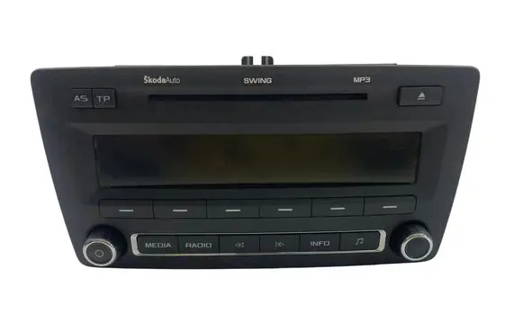 Skoda Octavia Mk2 (1Z) Radio/CD/DVD/GPS head unit 1Z0035161F