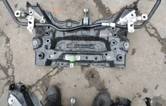 Renault Kangoo III Rear axle beam 