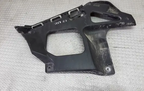 Renault Megane II Bumper support mounting bracket corner 8200146044