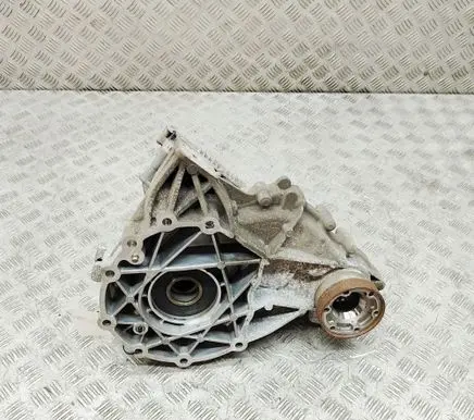 Maserati Levante Gearbox transfer box case 670105827 670105823