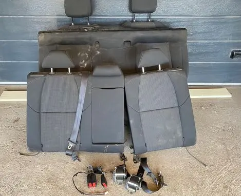 Seat set