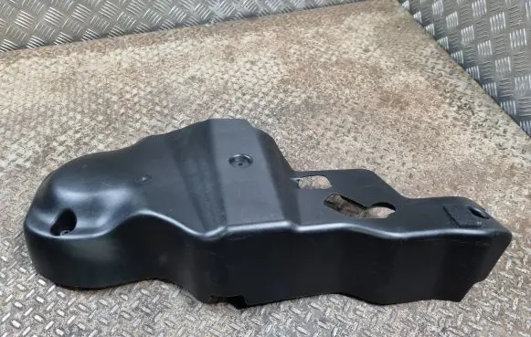 Cadillac Escalade Dashboard lower bottom trim panel 15204523 15244515