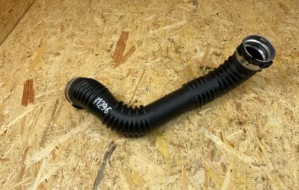 Intercooler hose/pipe