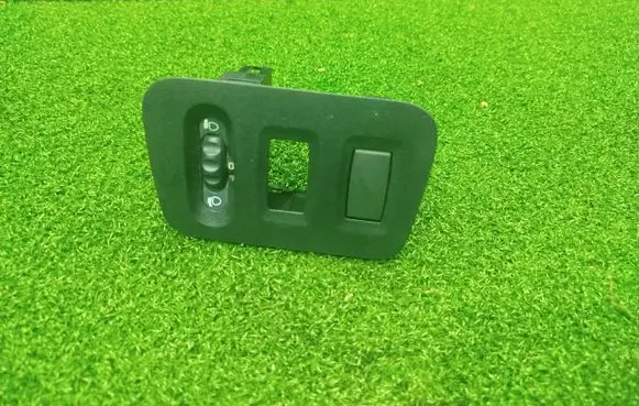 Renault Master III Headlight level height control switch 684950001R