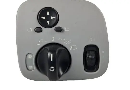Mercedes-Benz C W203 Light switch A2035450604