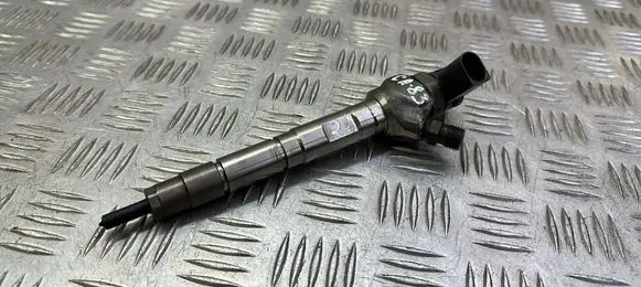Fuel injector