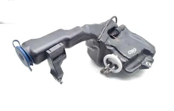 Mercedes-Benz E W212 Windshield washer fluid reservoir/tank A2048601860