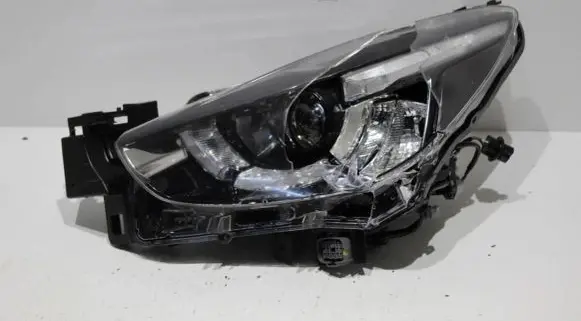 Mazda 2 Headlight/headlamp