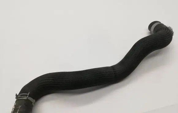 Nissan Qashqai Engine coolant pipe/hose
