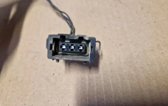 Volkswagen Golf III Other relay 357972753