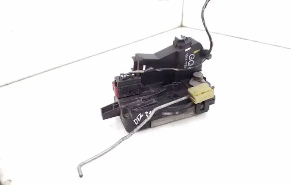 Opel Signum Front door lock 13157762