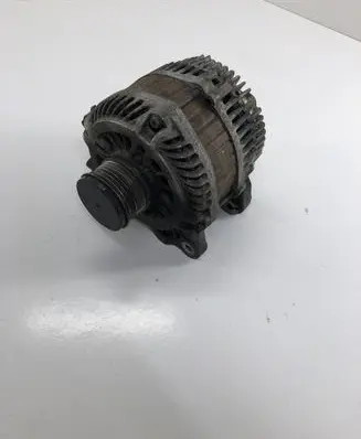 Renault Laguna III Generator/alternator 8200660057 A004TJ0582