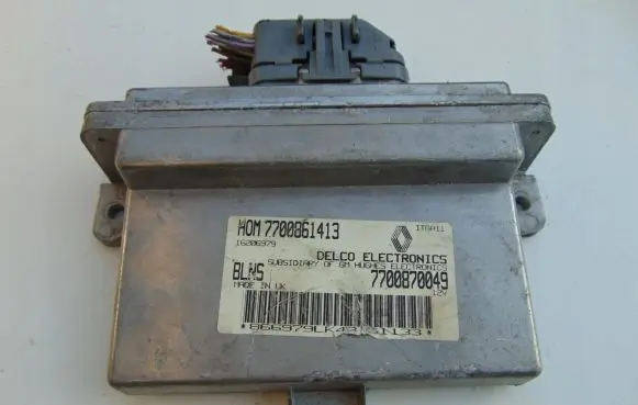 Renault 19 Engine control unit/module 7700861413