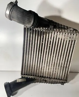 Audi Q7 4L Intercooler radiator 7L6145803C