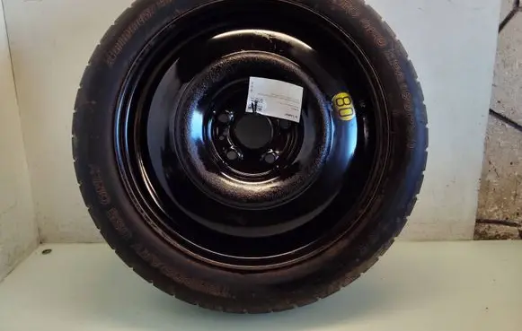 Toyota Corolla Verso AR10 R17 spare wheel 
