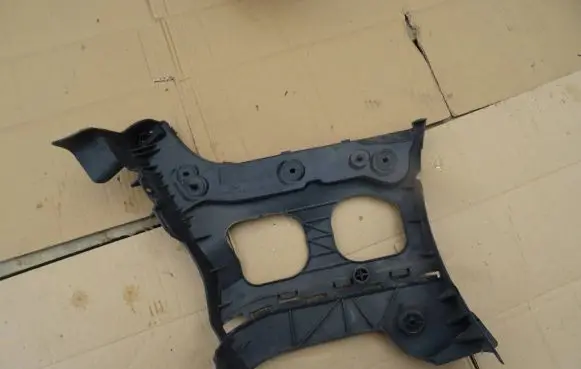 Ford Transit Courier Rear bumper mounting bracket ET7617A882B