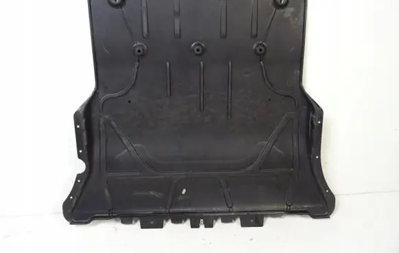 Nissan Juke II F16 Engine splash shield/under tray 758905940R