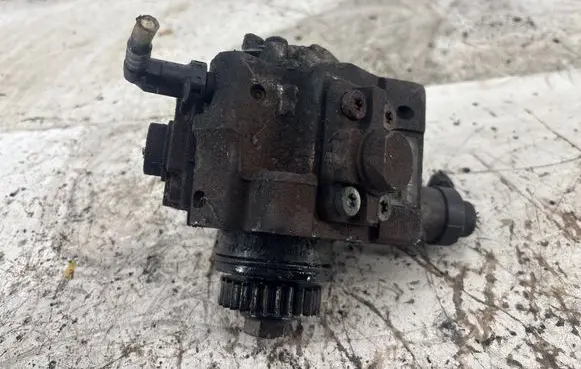 Opel Vivaro Fuel injection high pressure pump 0445010170 9820595 8200804288