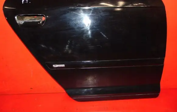Audi A3 S3 8P Rear door