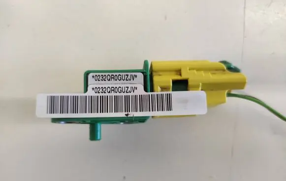 Volkswagen Golf V Airbag deployment crash/impact sensor 1K0909606C 5WK43544