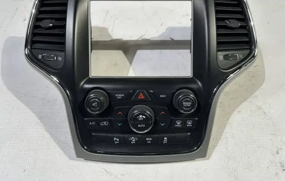 Jeep Grand Cherokee Climate control/heater control trim 05091843AF
