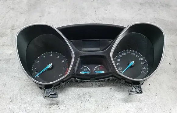 Speedometer (instrument cluster)