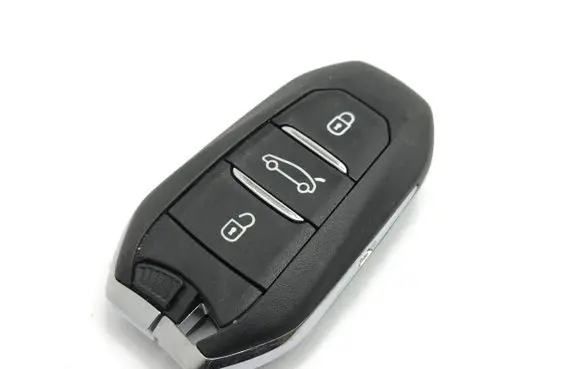 Opel Astra L Ignition key/card 