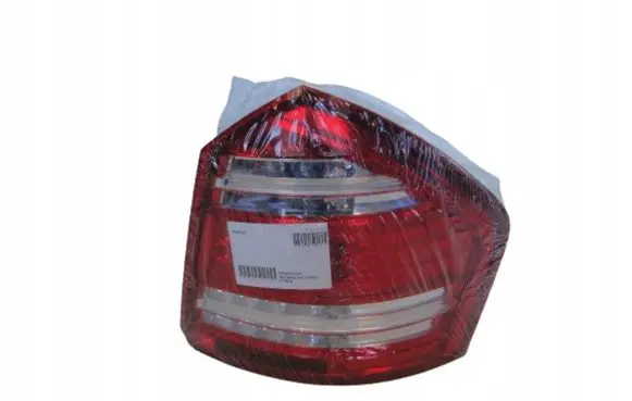 Mercedes-Benz GL X164 Rear/tail lights A1648203464
