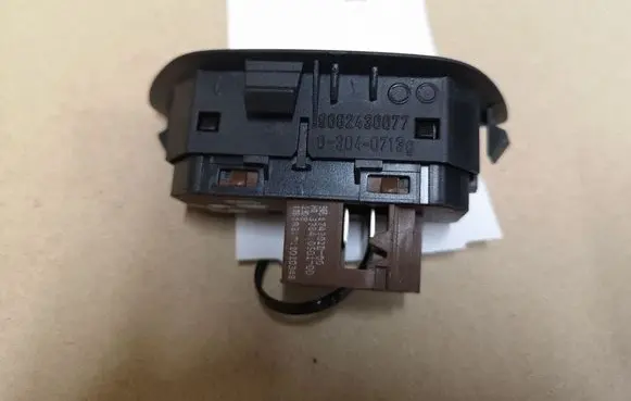 Citroen C5 Other switches/knobs/shifts 9682436777
