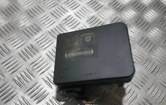 Volkswagen Golf IV ABS control unit/module 1c0907379l 100960-03343