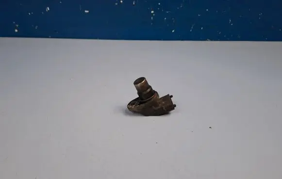 Volvo S60 Camshaft position sensor 8631533