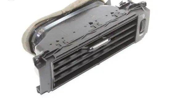 Volvo XC70 Dashboard air vent grill cover trim 30676293
