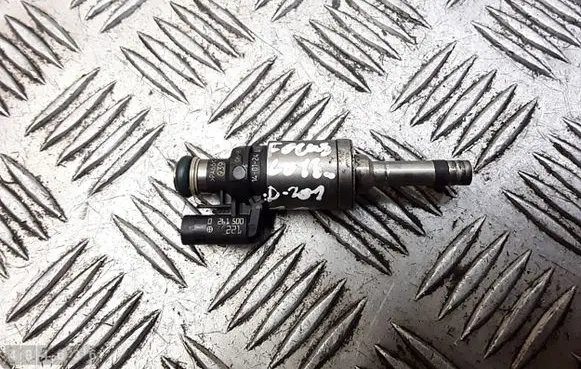 Ford Focus Fuel injector DM5G9F593AA