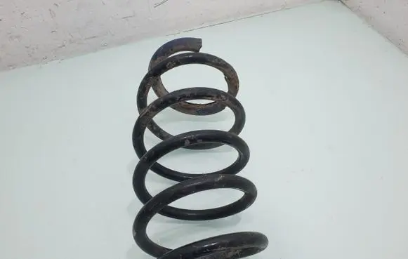 Opel Zafira B Front coil spring