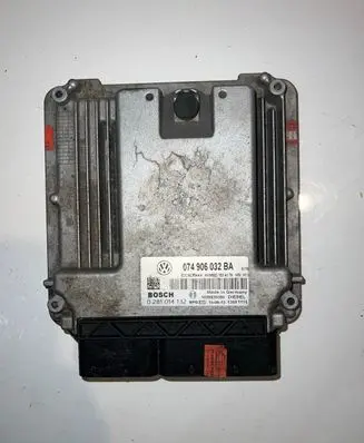 Volkswagen Crafter Engine control unit/module 074906032BA 1039S35385 0281014132