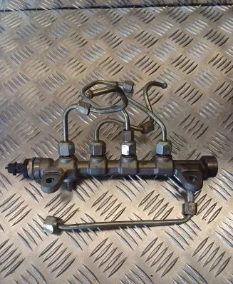 Alfa Romeo Giulietta Fuel main line pipe 0445214192
