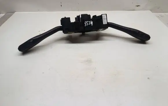 Wiper turn signal indicator stalk/switch