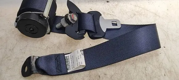 Mitsubishi Outlander Rear seatbelt 6092103