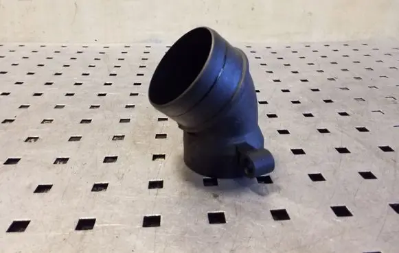 Volkswagen Sharan Turbo air intake inlet pipe/hose 5N0129635