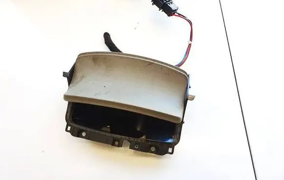Volkswagen Polo III 6N 6N2 6NF Car ashtray 
