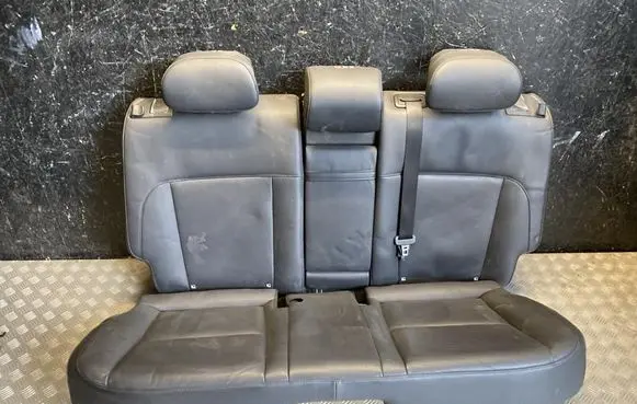 Rear seat