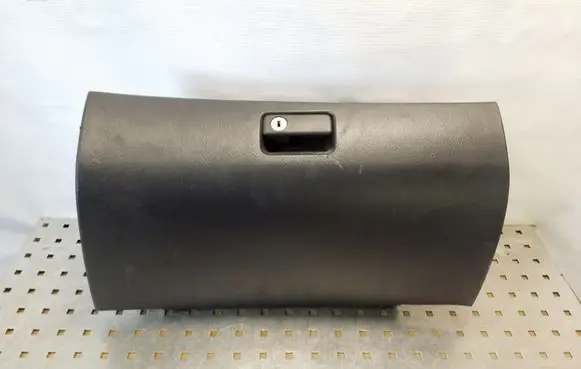 Toyota Avensis T250 Glove box 5555005080