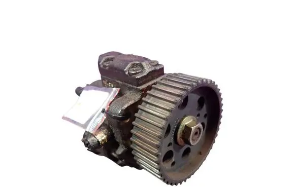 Alfa Romeo 156 Fuel injection high pressure pump 